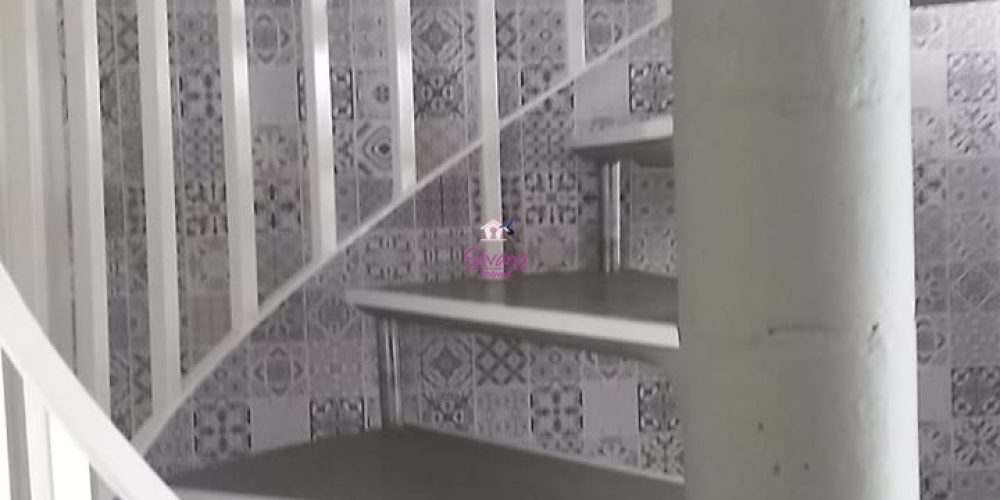 05