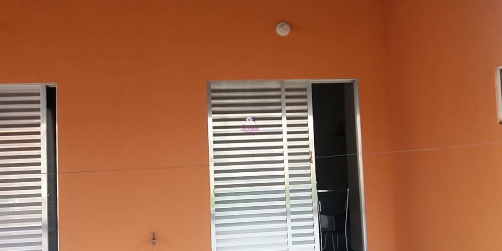 09